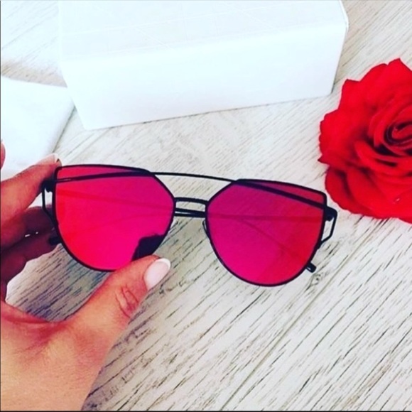Red & Black Mirror Cat Eye Aviators - Picture 5 of 8